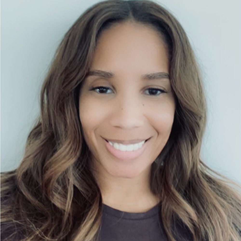 Meet your Posher, Stephy